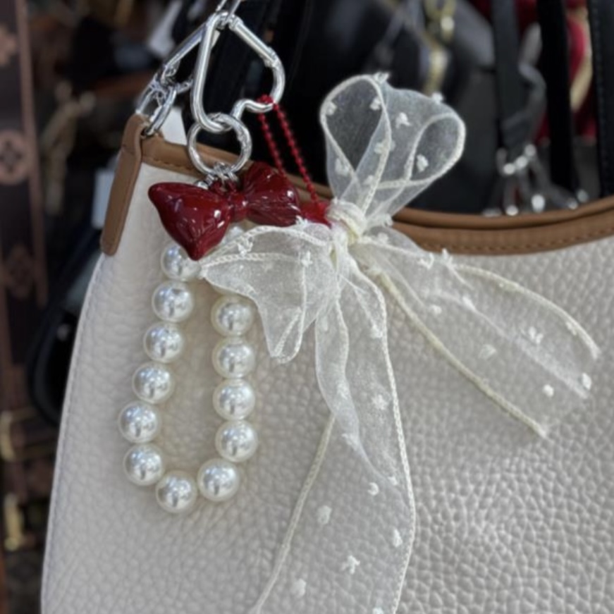 Charm de 3 en 1 (Moño, lazo y perlas)